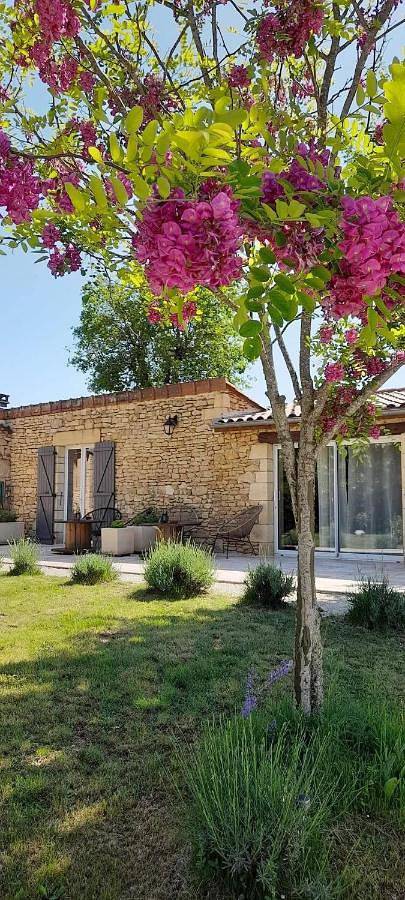 Chambre d’hôte pour 2 personnes, avec Terrasse ainsi que Jardin et Vue