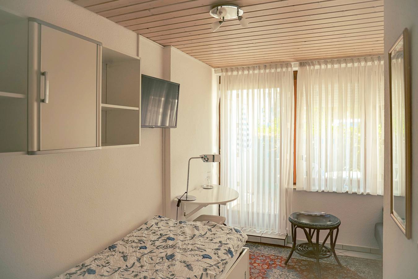 Zimmer 'Einzelzimmer 1' mit privater Terrasse und Wi-Fi in Wasserburg (Bodensee), Bayerisch Schwaben