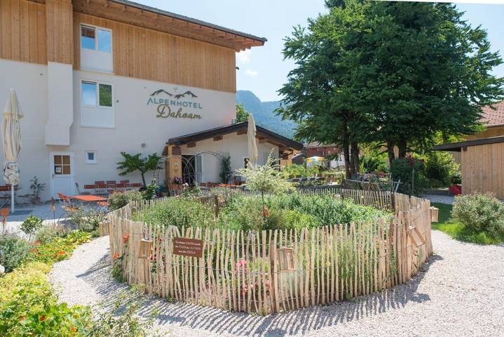 Hotel für 2 Personen, mit Balkon und Terrasse sowie Garten und Ausblick