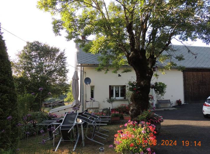Gîte pour 6 personnes, avec jardin
