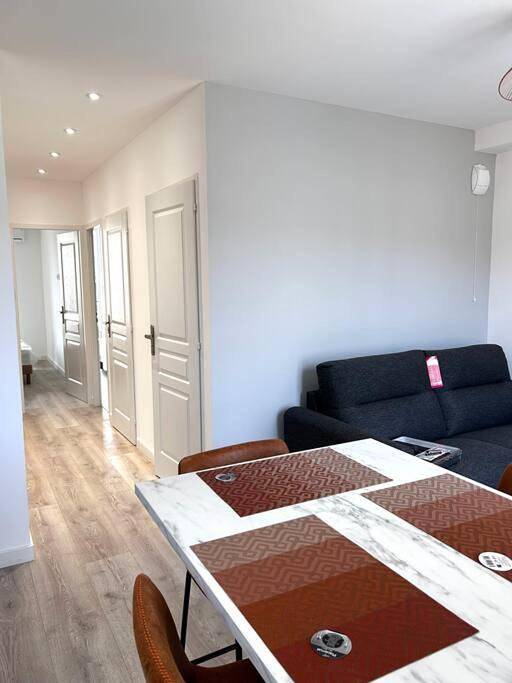 Gîte pour 6 personnes, avec balcon dans Gare De Saint Raphael Valescure - 2