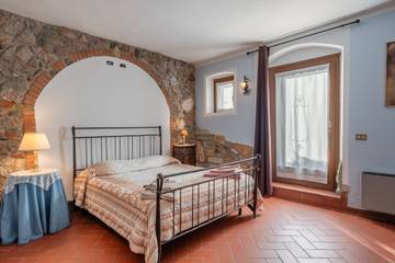 Villa for 12 People in Monsummano Terme, Pistoia Province, Photo 4