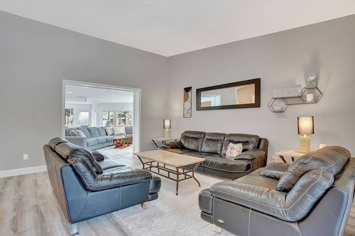 Vacation rental for 10 people, with hot tub and yard in Palm Coast