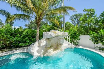 Vacation House for 22 Guests in Bradenton Beach, Anna Maria Island, Picture 3