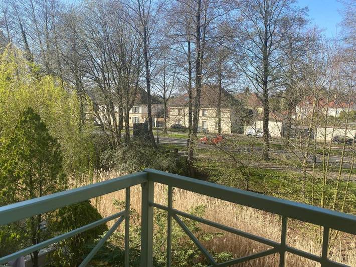 Ferienwohnung für 4 Personen, mit Balkon und Seeblick sowie Ausblick in Disneyland Paris