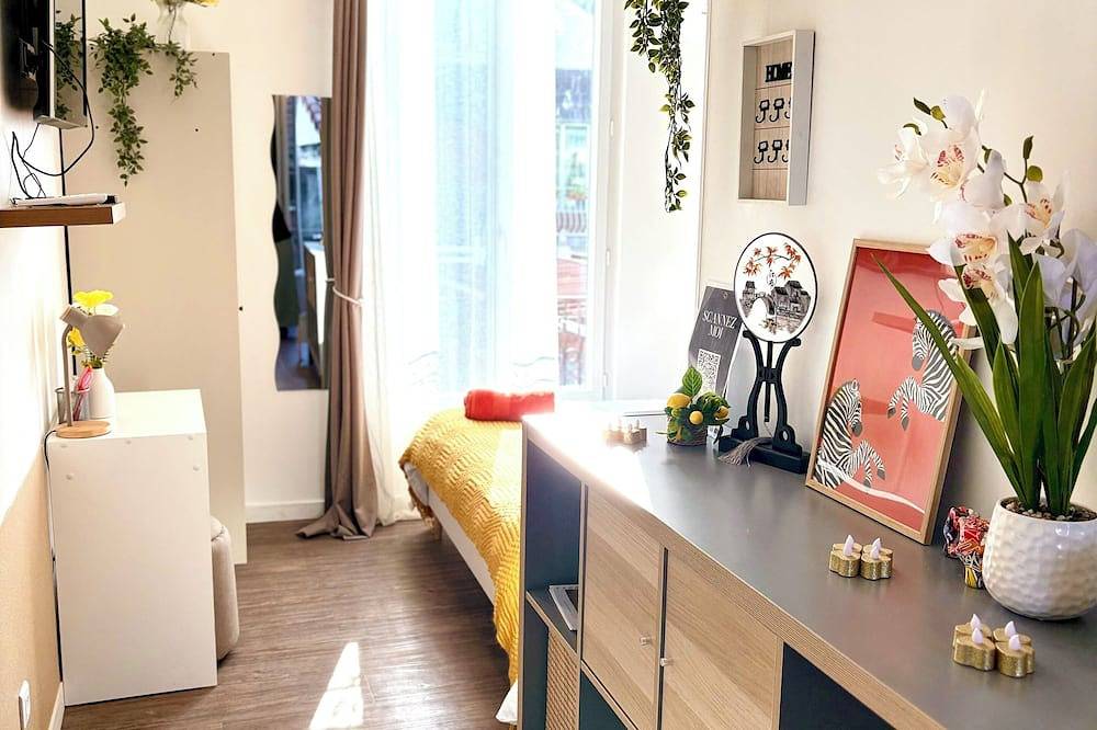 Apartamento entero, Comfortable studio near Paris-Orly airport in Villeneuve-le-Roi, Valle del Marne