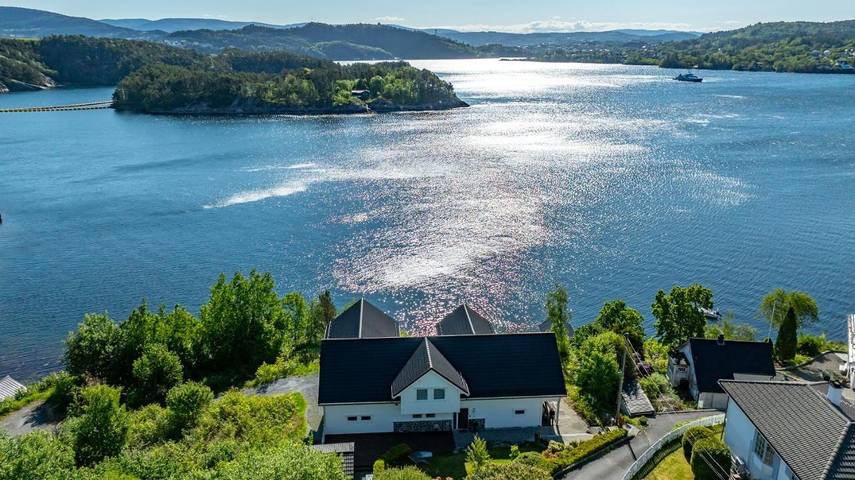 Villa voor 14 personen, met uitzicht en tuin in Bergen