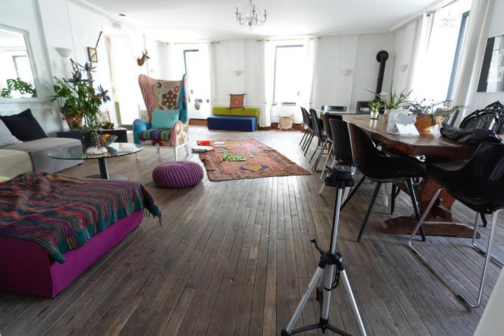 Location de vacances pour 5 personnes, avec jardin ainsi que terrasse et jacuzzi à Giat - 3