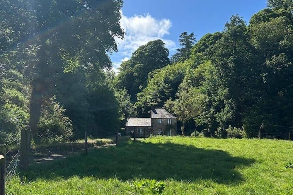 Riverside Cottage in the magical Brú na Bóinne in County Meath