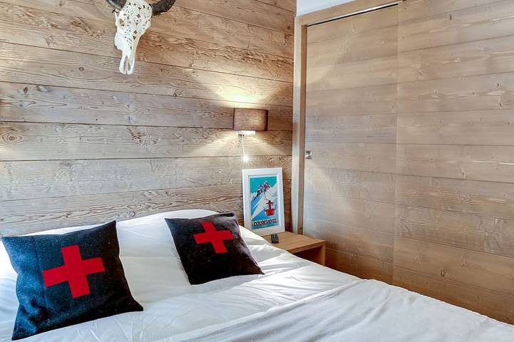 Entire apartment, Contemporary T3 with Balcony and Parking in Courchevel in Saint-Bon-Tarentaise, Massif de la Vanoise