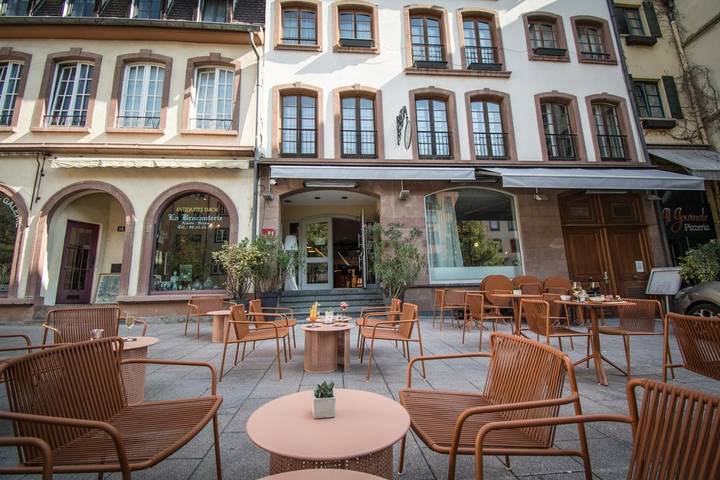 Hôtel pour 3 personnes, avec vue, animaux acceptés dans Office De Tourisme De Strasbourg