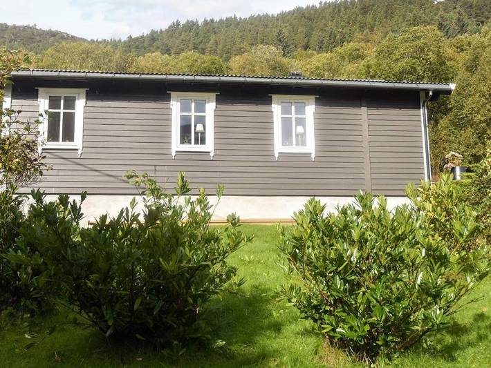 Ferienhaus für 5 Personen, mit Terrasse und Garten in Åram