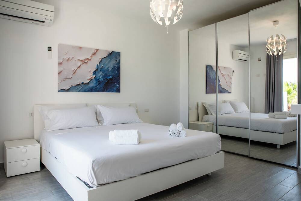 Villa de luxe avec piscine et jardin de 2000m² près de la mer in Calasetta, Île de Sant'Antioco