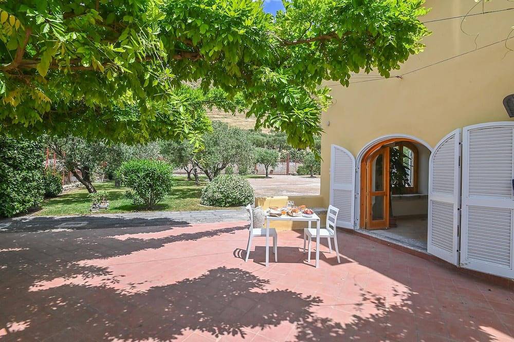 Splendida casa con 3 camere da letto a. in Mondragone, Provincia di Caserta