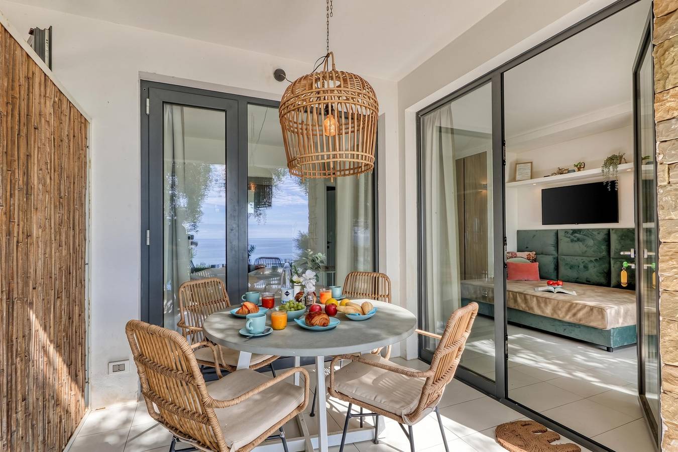 Boutique Pool Apt. Balzi Rossi - Roma 5 in Grimaldi (Ventimiglia), Ventimiglia