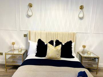 Holiday Apartment for 9 People in Tower Hamlets, London, Photo 2