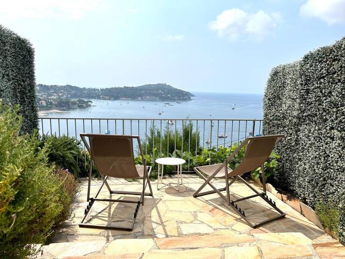 Gîte pour 2 personnes, avec piscine ainsi que vue et jardin à Villefranche-sur-Mer