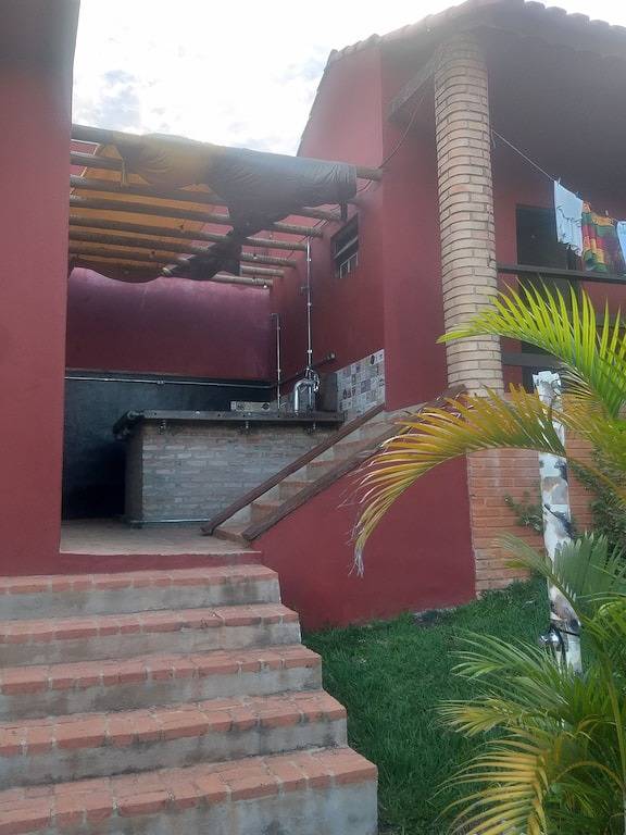 Casas e apartamentos de temporada para 12 pessoas, com jardim e balcão em Itupeva