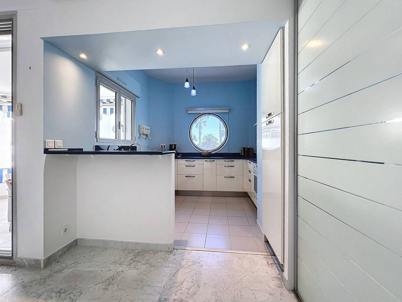 Appartement entier, Appartement climatisé avec parking, 2 chambres à La Ciotat in La Ciotat, Région de Marseille