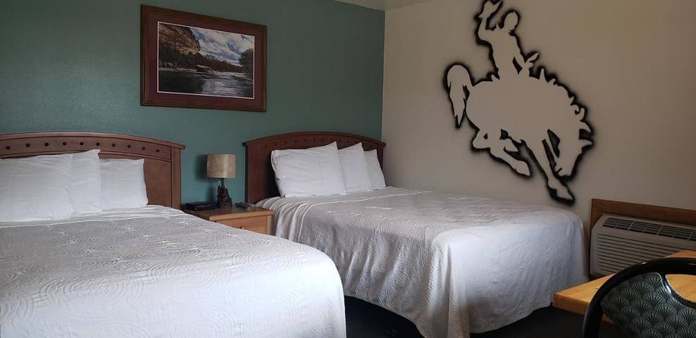 Hôtel pour 6 personnes, avec piscine et terrasse, animaux acceptés