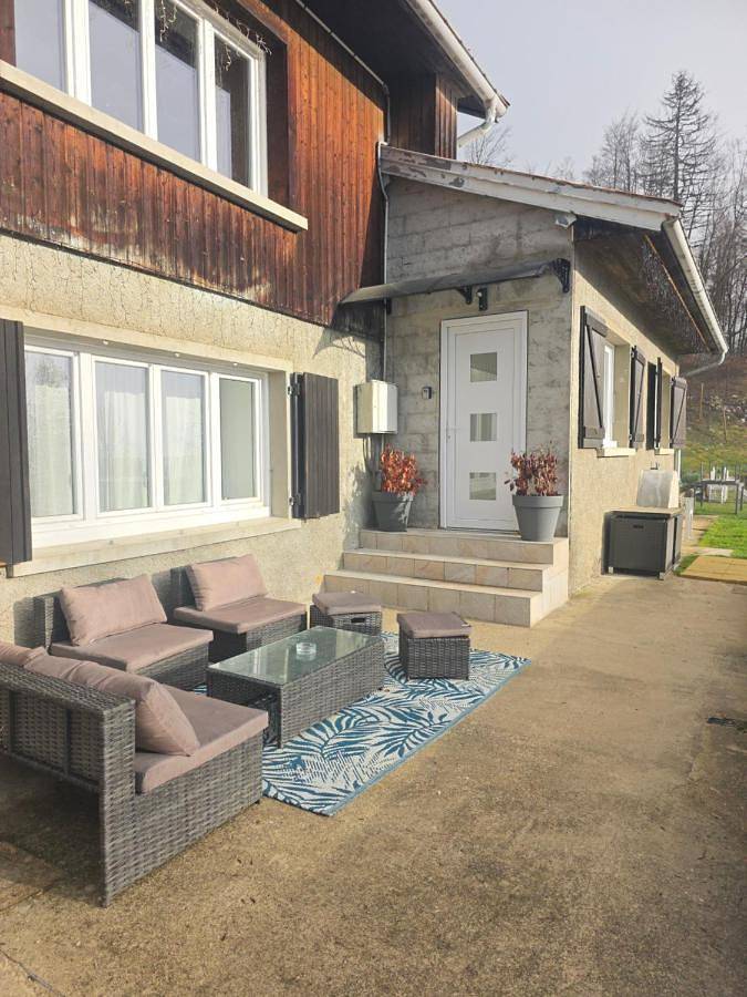 Gîte pour 4 personnes, avec vue et jardin à Morbier - 2