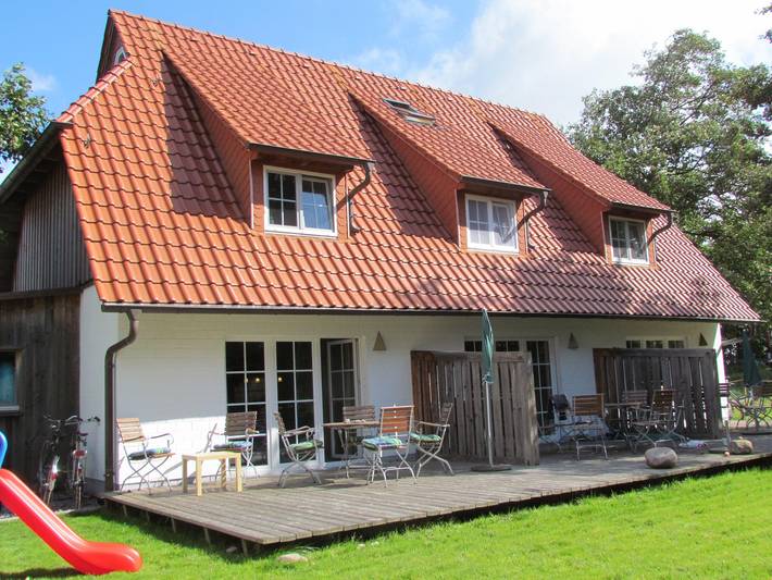 Ferienhaus für 6 Personen, mit Terrasse und Garten auf Hiddensee
