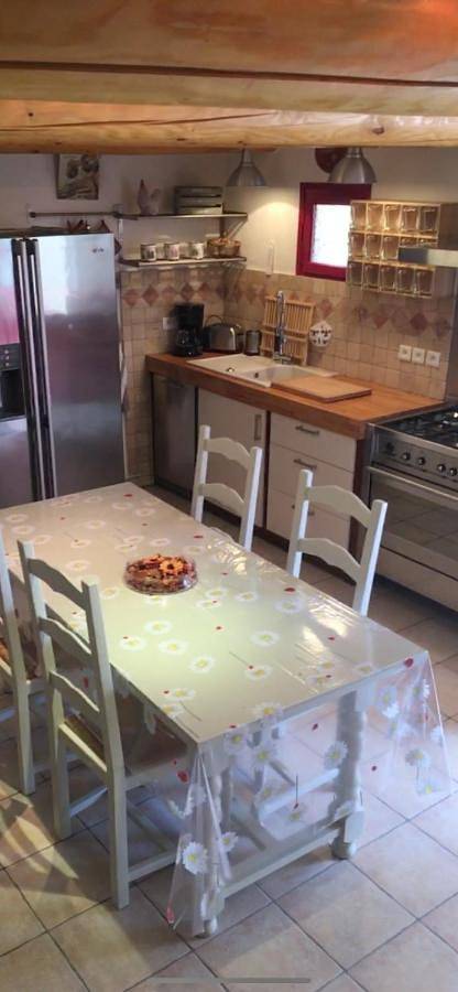 Location de vacances pour 4 personnes, avec jardin et vue, adapté aux familles à Mirabel-aux-Baronnies - 3