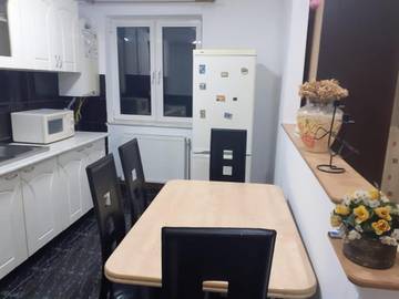 Gîte pour 3 personnes, avec terrasse dans Deva (Roumanie)