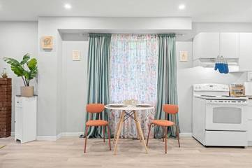 Maison d’hôte pour 2 personnes, avec terrasse ainsi que vue et jardin à Toronto