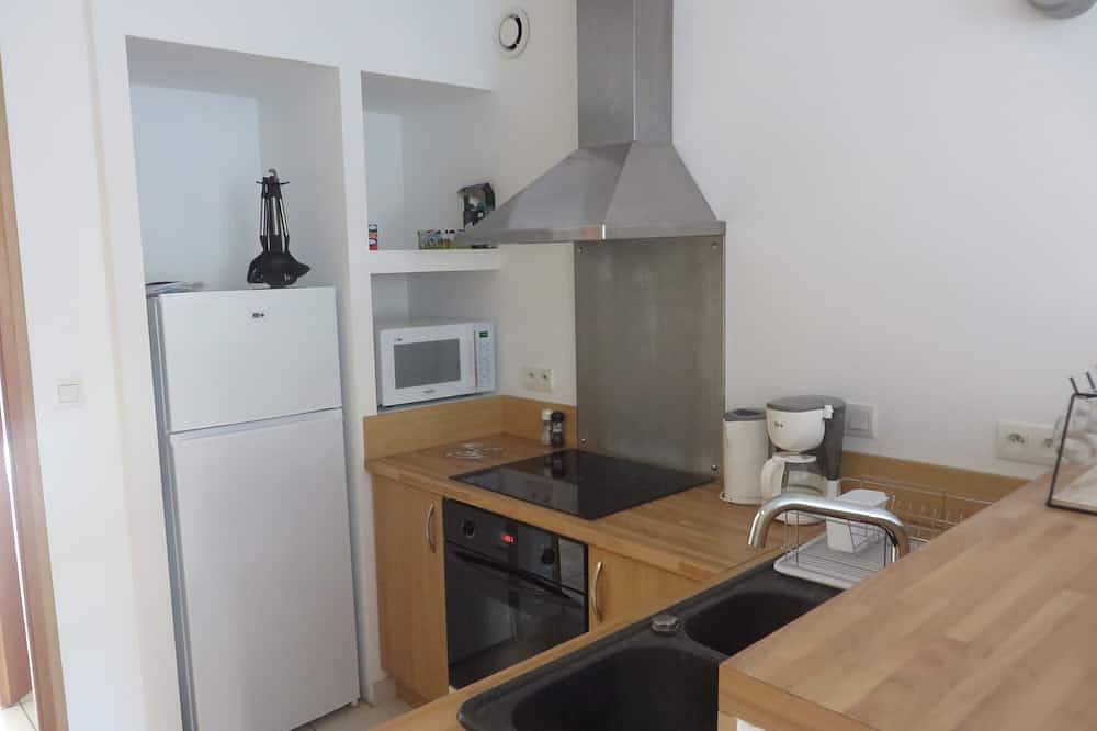 Apartamento entero, Ideally located apartment with terrace 10 minutes from the beach in Clairvaux-les-Lacs, Jura