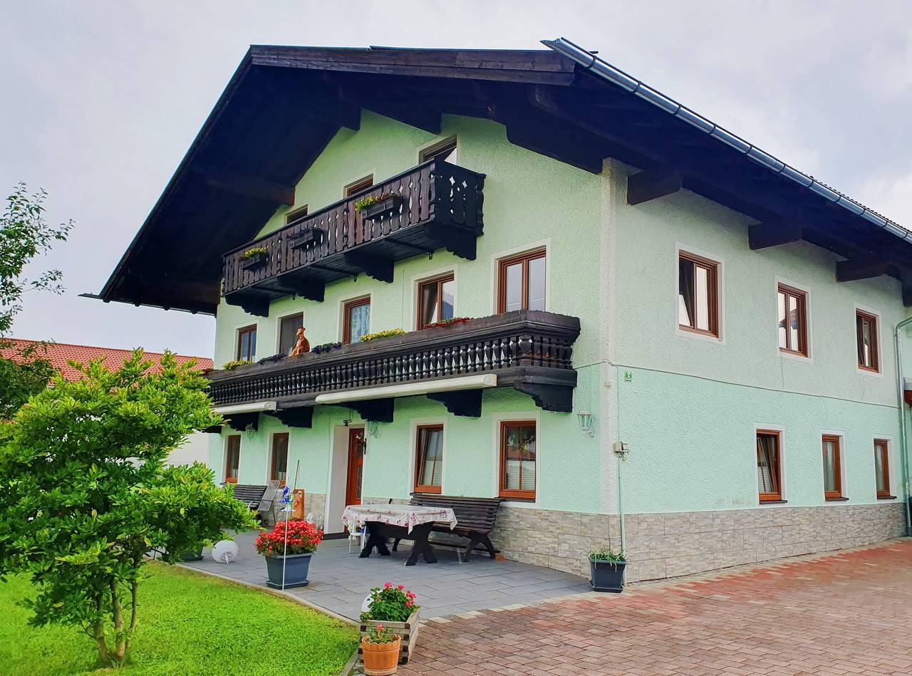 Dwingelo-Lütten Angela  Brandstätter Hof | Chiemgau Karte - Doppelzimmer Iv - Du/Wc auf Etage in Grassau, Chiemsee