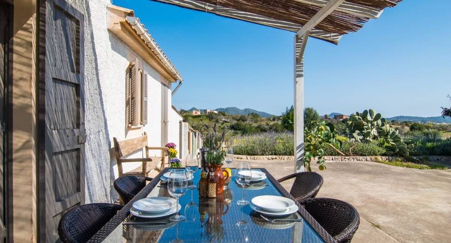 Holiday Home 'Finca Sa Real' with Private Pool, Wi-Fi and Air Conditioning in Sant Llorenç des Cardassar, East Majorca