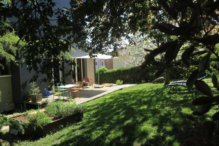 Chambre d’hôte pour 2 personnes, avec Terrasse ainsi que Jardin et Vue