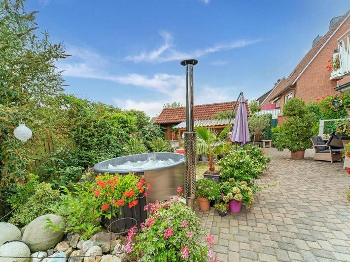 Ferienwohnung für 4 Personen, mit Balkon und Whirlpool sowie Terrasse und Garten in Bad Bentheim - 2