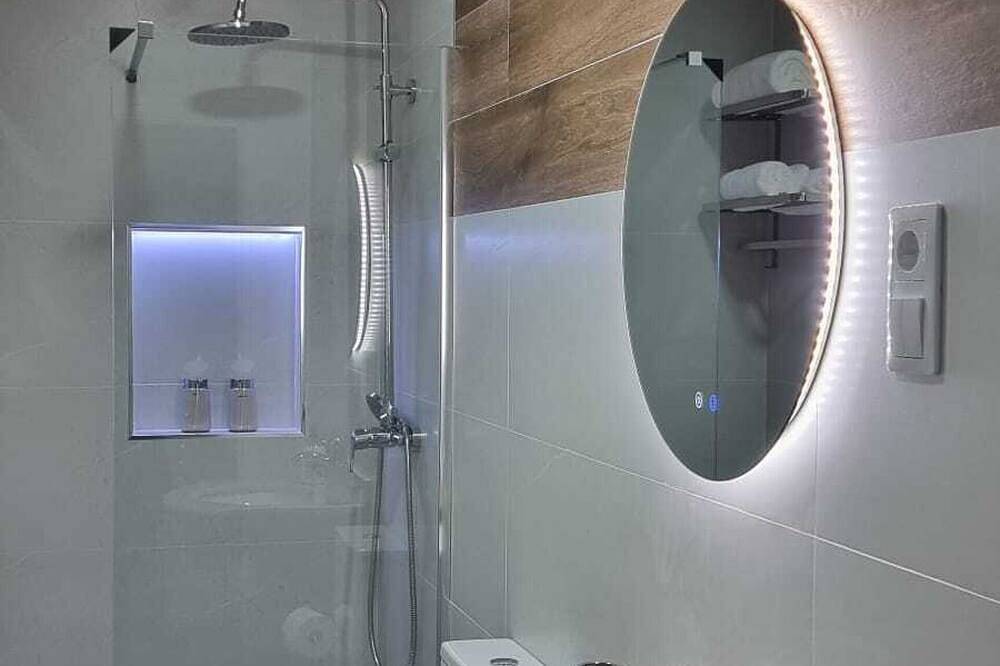 Entire apartment, The Ingenious Apartment in Alcalá de Henares, Madrid Province