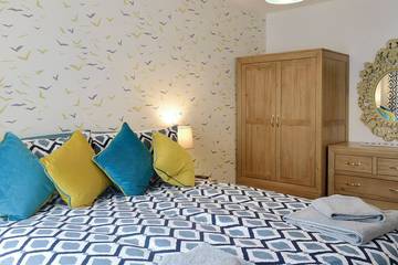 Log Cabin for 6 People in Ilfracombe, Devon, Photo 1