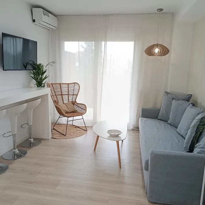 Apartamento de vacaciones para 6 personas, con vistas y jardín - 1