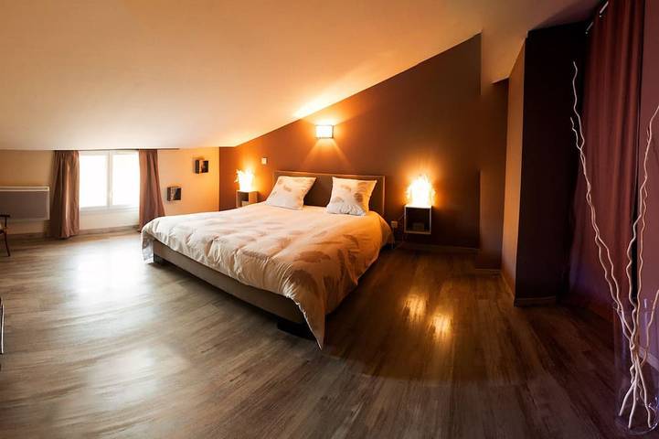 Gîte pour 8 personnes, avec Terrasse à Saint-Bonnet-du-Gard