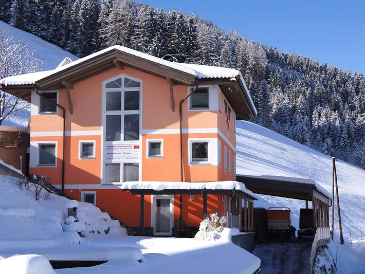 Ferienwohnung für 2 Personen, mit Garten und Sauna in Wattens