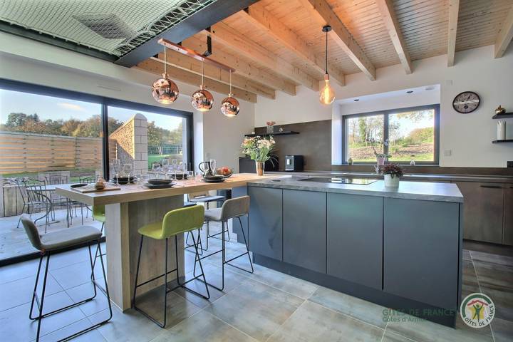 Gîte for 4 people, with garden and hot tub - 1