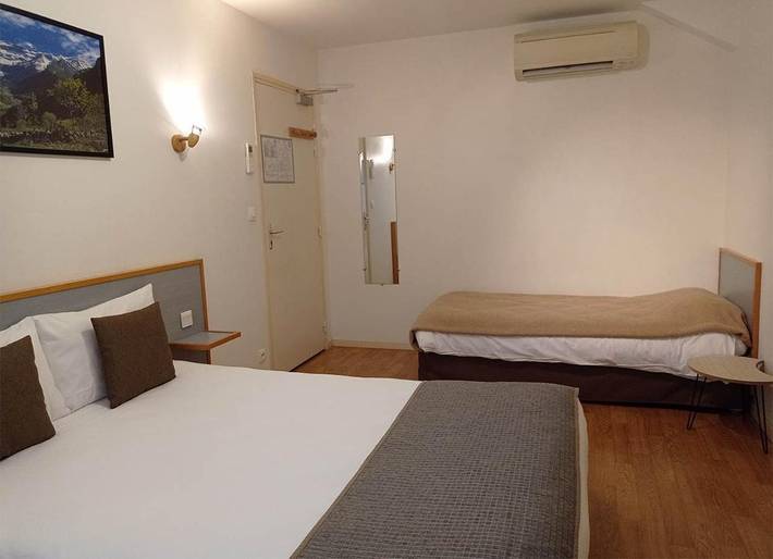 Hôtel pour 2 personnes, avec jardin et vue à Pierrefitte-Nestalas - 4