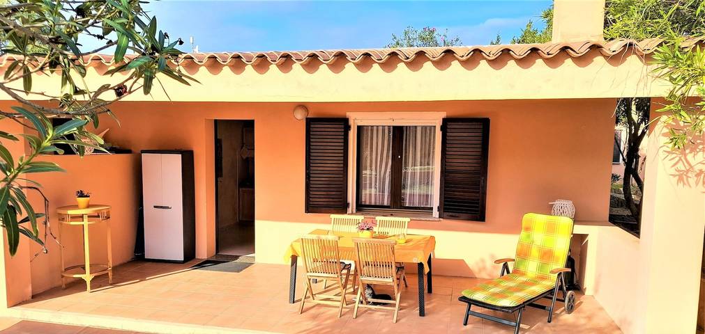 Ferienhaus für 4 Personen, mit Terrasse und Ausblick sowie Garten auf Sardinien - 2