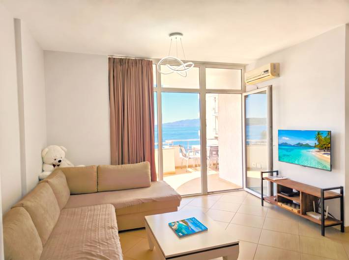 Ganze Wohnung, Ferienwohnung für 3 Personen mit Balkon in Sarandë, Vlorë