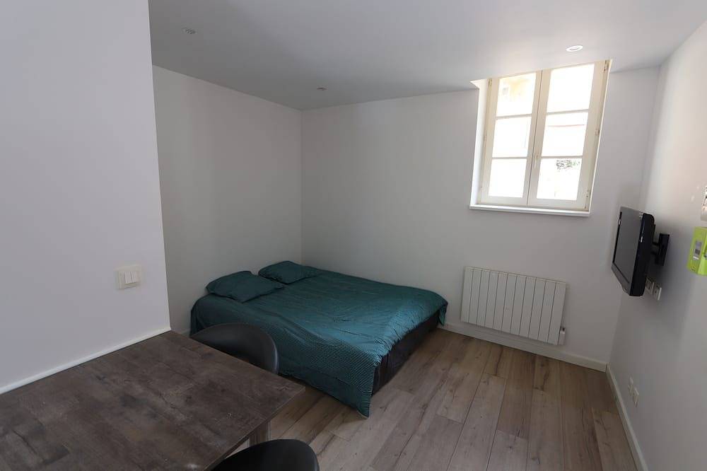 Entire apartment, Charming renovated Studio in the center of Haguenau in Haguenau, Nordelsass