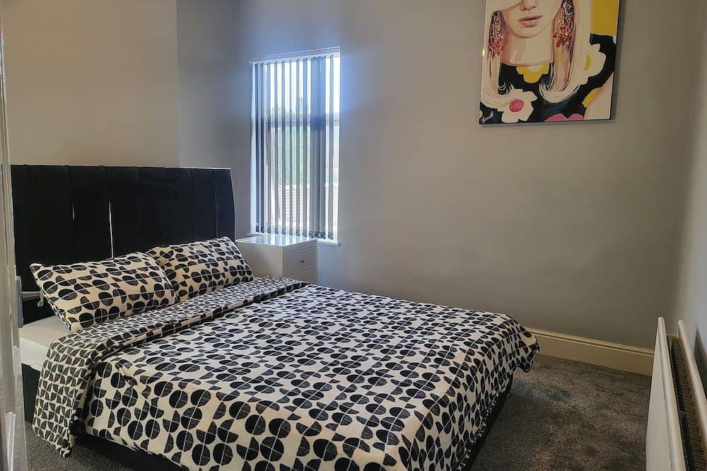 Apartamento entero, 30m from Alton Towers 2bedroom apartment Family budgetfriendly modern amenities in Stoke-on-Trent, Midlands