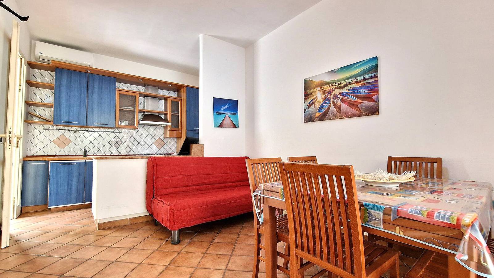 Villino Nicole 50m dal mare, veranda, Bbq in Baia Verde, Golfo de Tarento