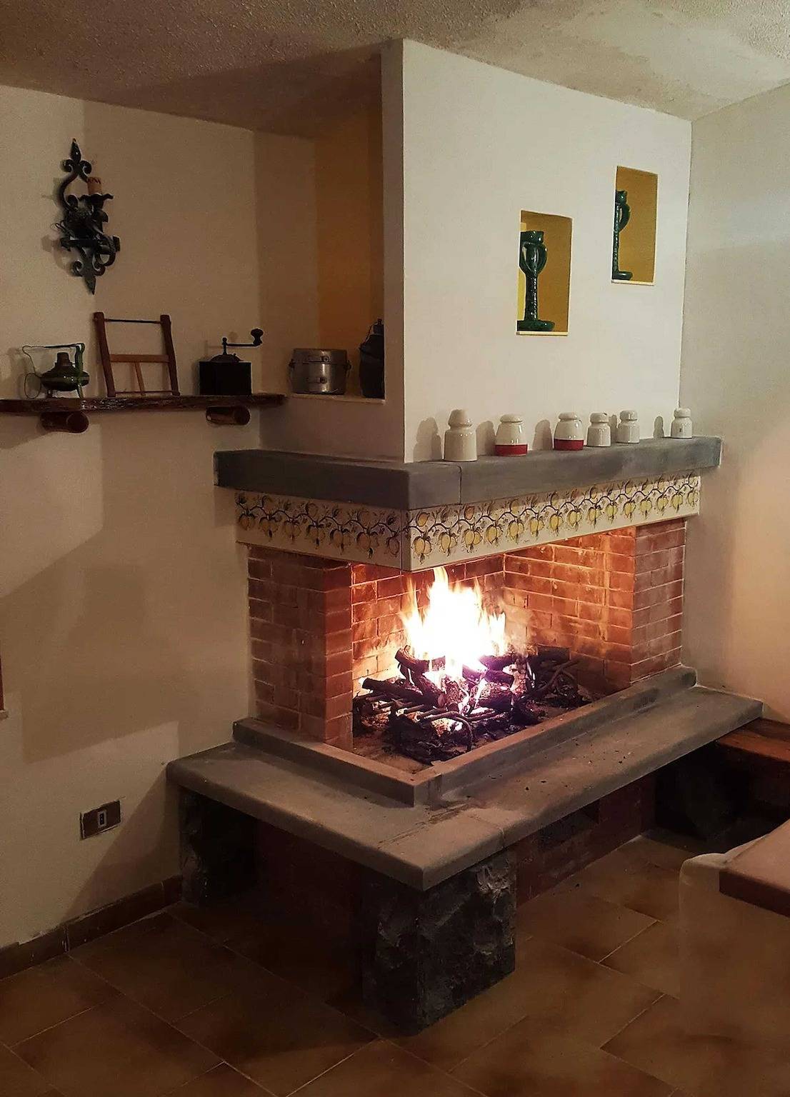Chalet accogliente con terrazza a Lavinaio – 32 m² in Aci Sant'Antonio, Etna