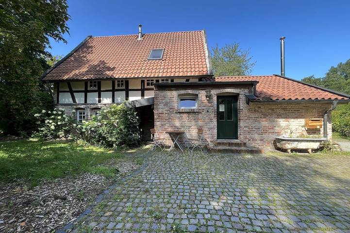 Ferienwohnung für 2 Personen, mit Terrasse und Garten in Detmold