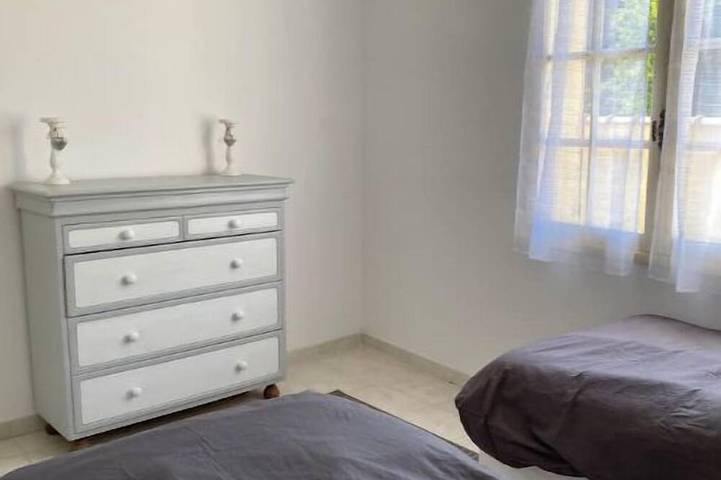 Location de vacances pour 14 personnes, avec piscine à Canaules-et-Argentières - 2