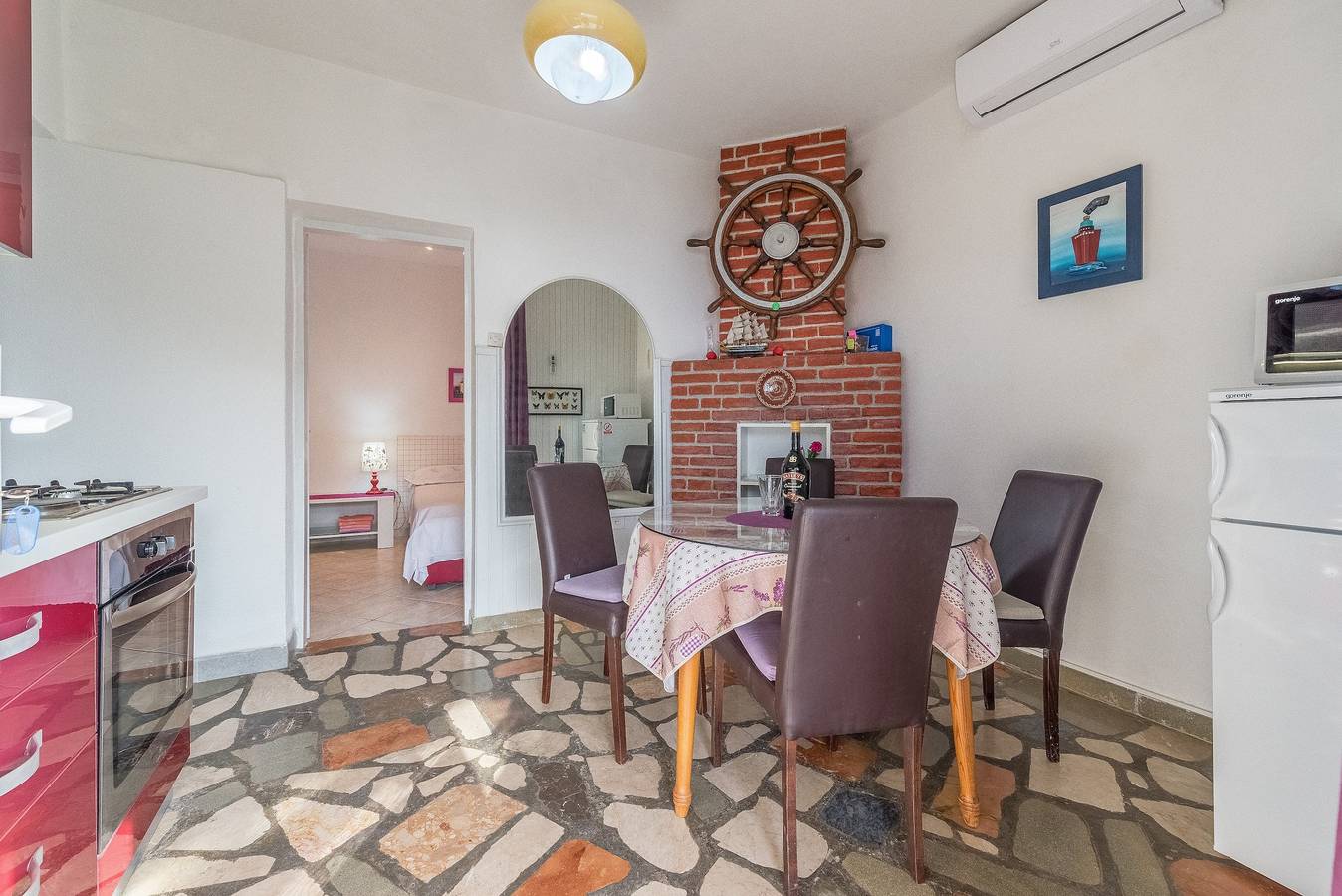 Entire apartment, Two bedroom apartment with terrace and sea view Bušinci, Čiovo A-7560-b in Okrug Gornji, Ciovo